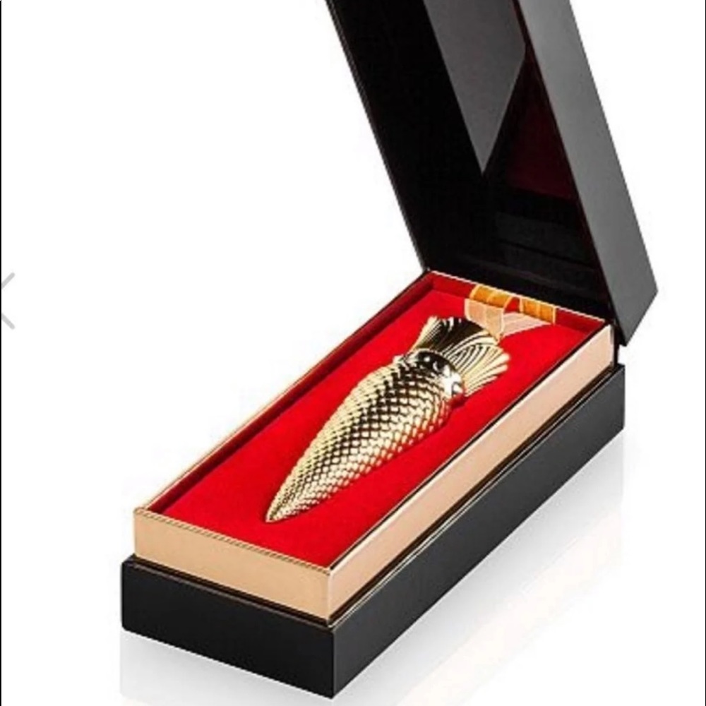 Christian Louboutin Lipstick - Picture 1 of 8